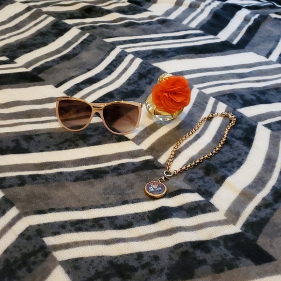 NWT Zara shawl - Picture 7 of 7